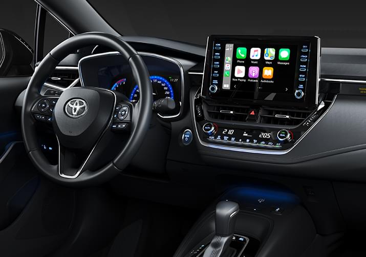 Deska rozdzielcza w Toyota Corolla HB